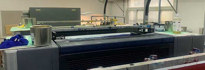 畫冊印刷中光澤度是如何進行制作生產(chǎn)出來的